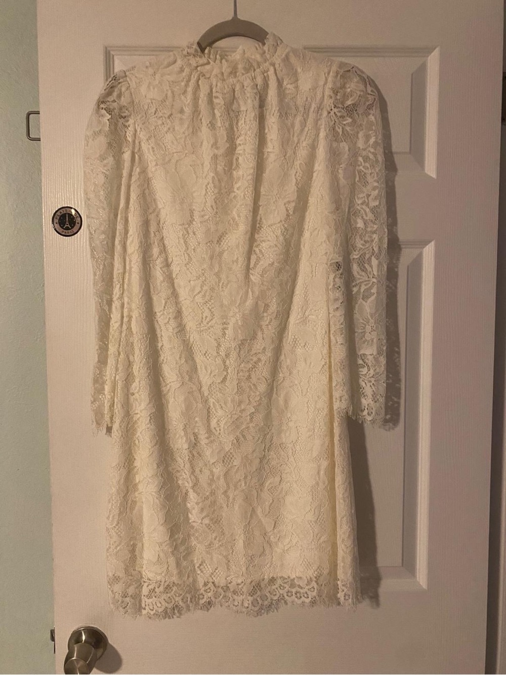 Vince Camuto Ivory Lace Long-Sleeve Shift Dress